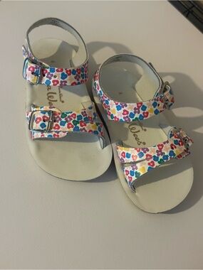 Sun-San Sea Wees Double-Buckle Floral Sandals